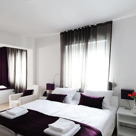 Garni Hotel Azur Liubliana Exterior foto